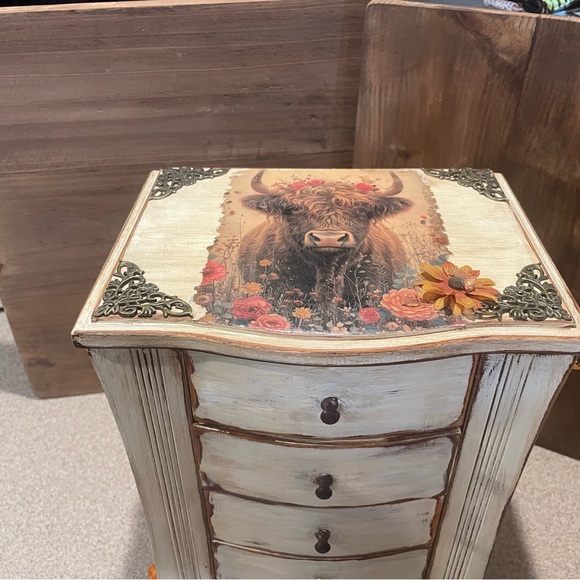 Rustic Highland Cow Decorative Jewelry box - Picture 2 of 10